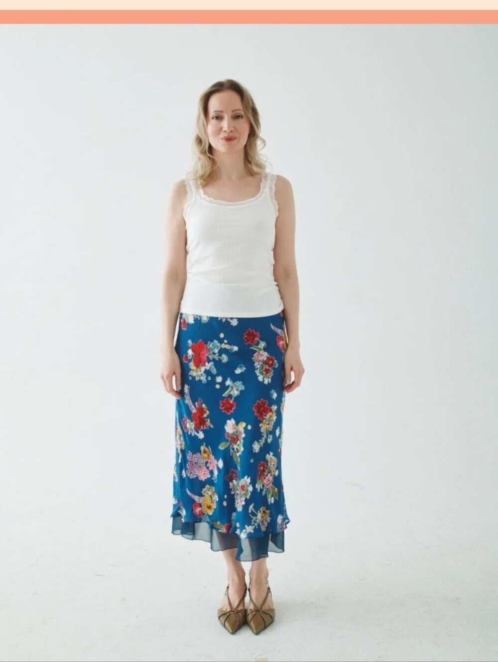 T.W.I.N. Thats What I Need  Blue Floral Silk Blend Midi Skirt | Like New